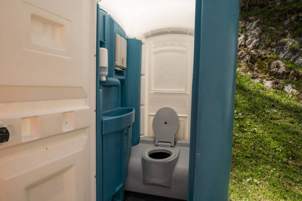 Portable Toilet Options We Offer in St Cloud, FL